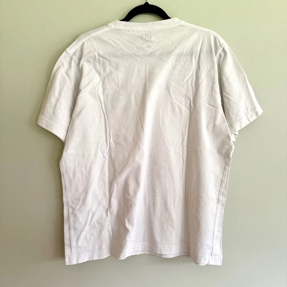 😎UNIQLO x DISNEY Streetwear Mickey Mouse Artsy T-shirt - Picture 3 of 4